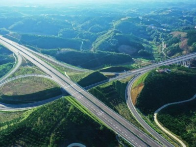 市交通运输局:扎实开展公路工程建设